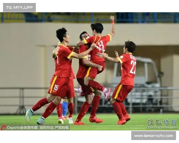 布扬·格鲁达世界波破门后狂奔庆祝,莱比锡竞技场陷入沸腾